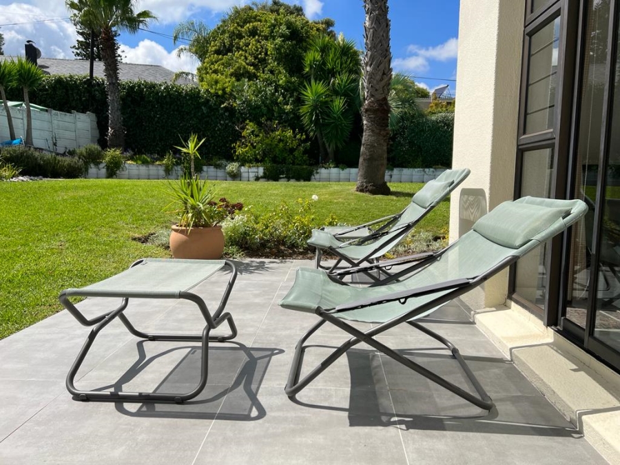 To Let 4 Bedroom Property for Rent in Steynsrust Western Cape